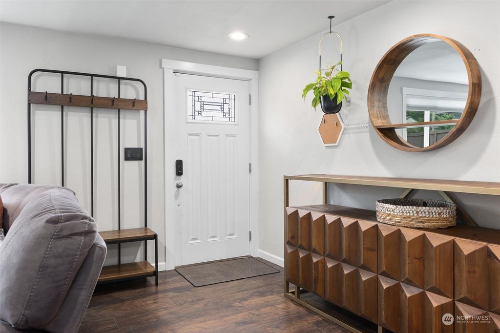 Photo of 804 Maplewood Avenue, Kent, WA 98030 (MLS # 2249785)