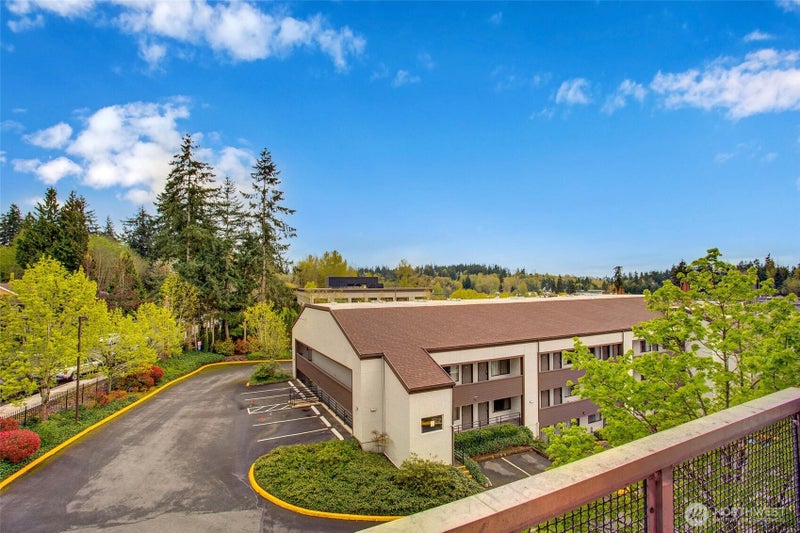 11415 Slater Avenue NE 403