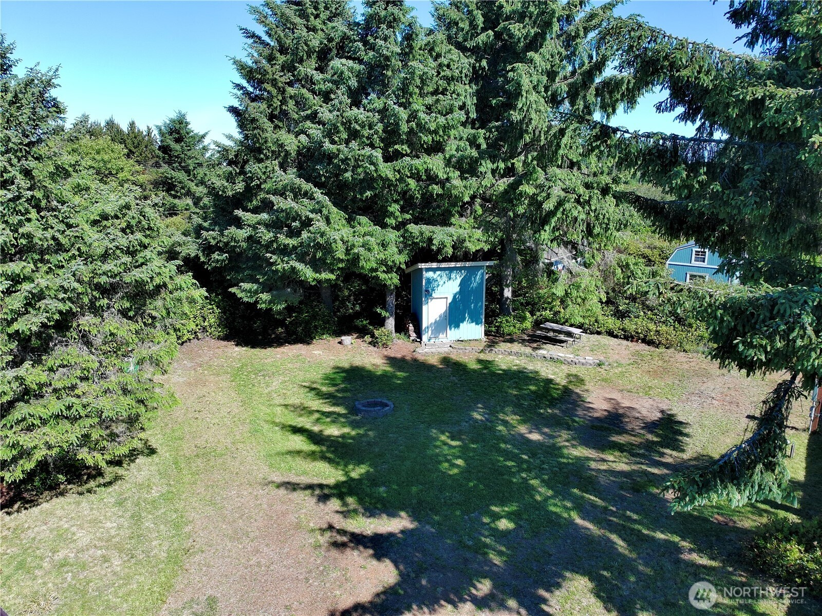 198 N Narwhal Loop NW