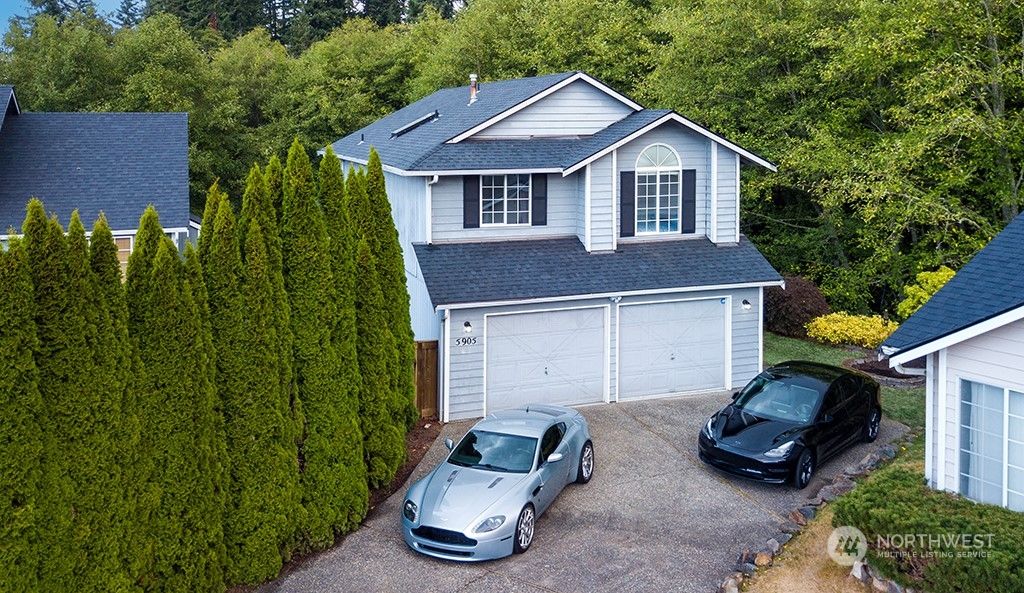 Photo of 5905 3rd Drive W, Everett, WA 98203 (MLS # 2151727)