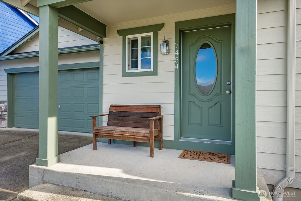 Photo of 7454 Sole Drive, Blaine, WA 98230 (MLS # 2480658)