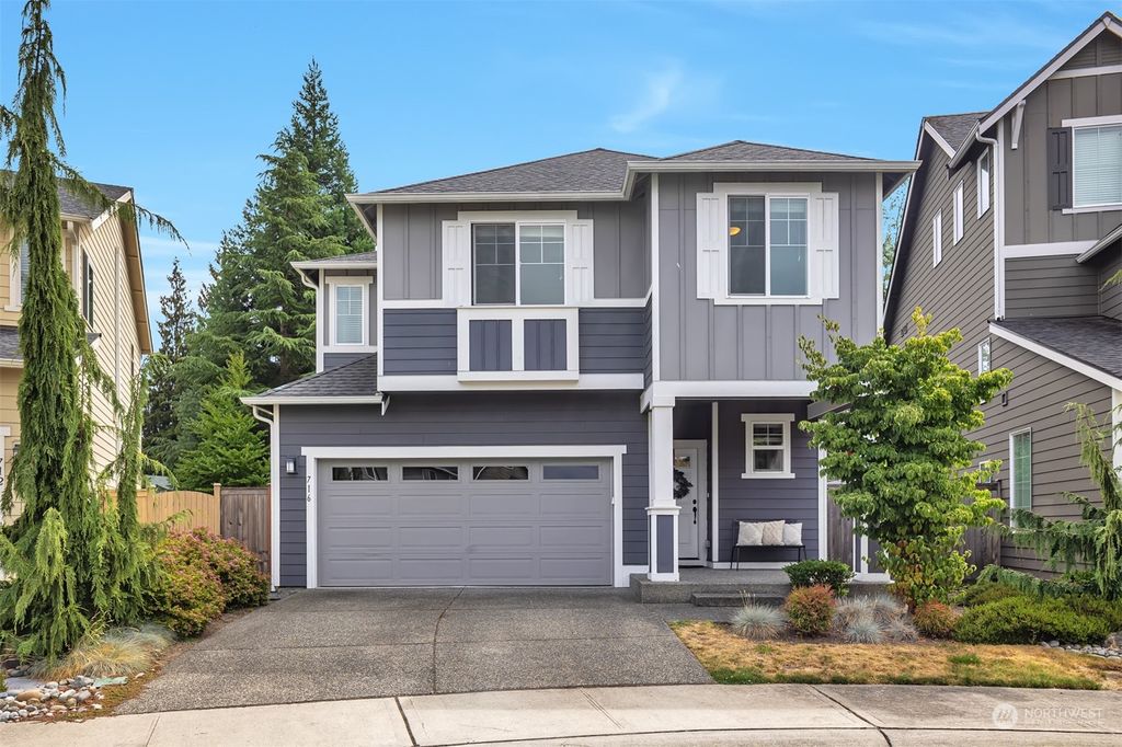 Photo of 716 207th Street SW #15, Lynnwood, WA 98036 (MLS # 2148350)