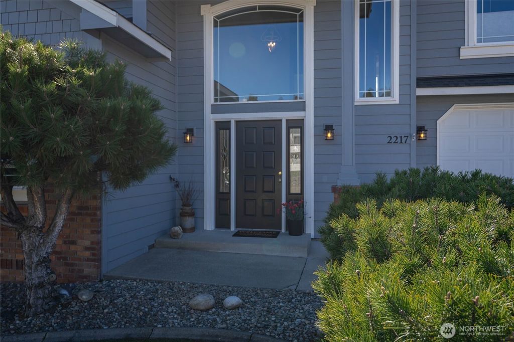 Photo of 2217 Michael Brooke, Wenatchee, WA 98801 (MLS # 2499495)