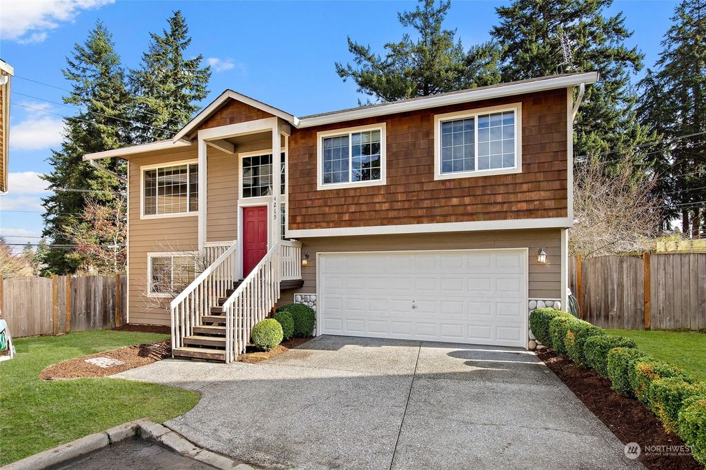 Photo of 4215 144th Street SW, Lynnwood, WA 98087 (MLS # 2200523)