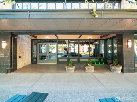 1313 Commercial Street Bellingham WA 98225