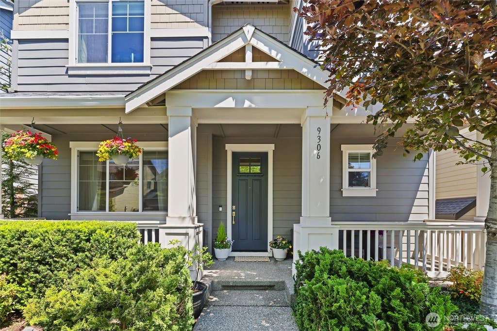 Photo of 9306 Nye Avenue SE, Snoqualmie, WA 98065 (MLS # 2561770)