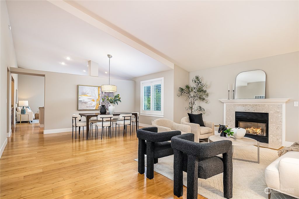 Photo of 16715 122nd Avenue NE, Bothell, WA 98011 (MLS # 2292356)