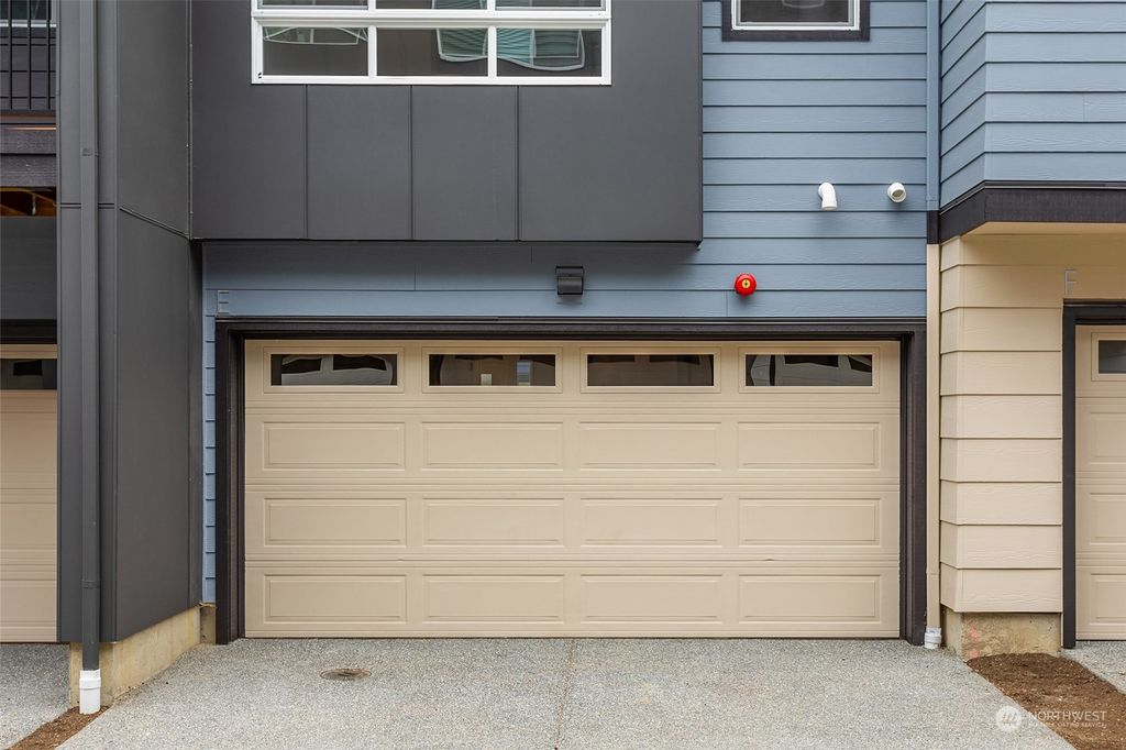 Photo of 616 237th Place SE #E, Bothell, WA 98021 (MLS # 2161946)