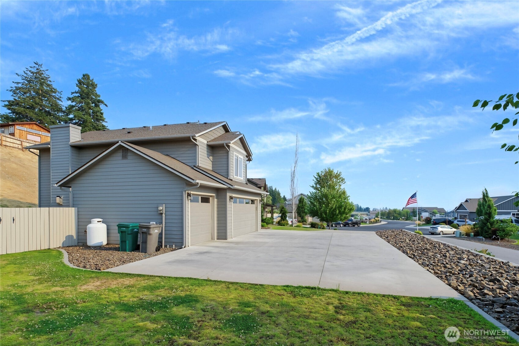 3143 NW Delcon Court