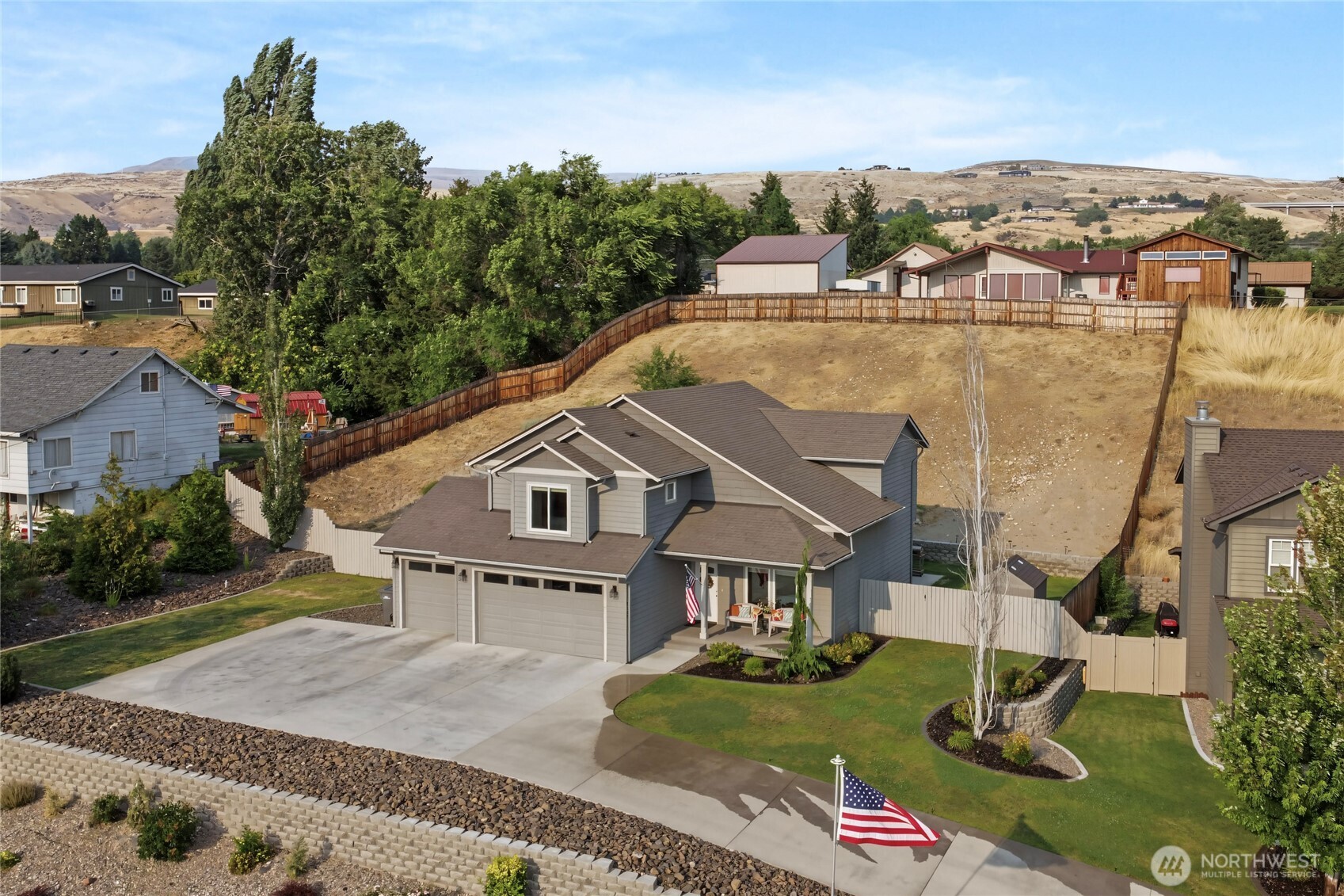 3143 NW Delcon Court