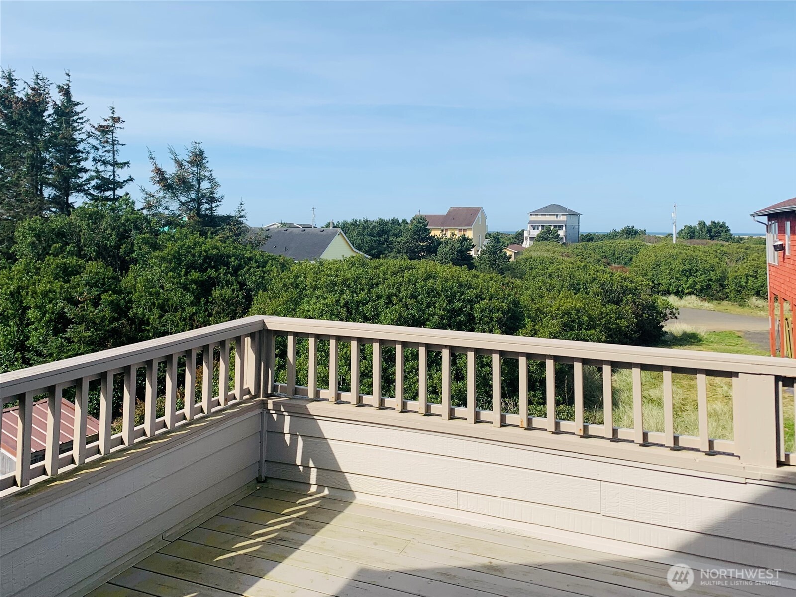 885 Ocean Shores Boulevard SW