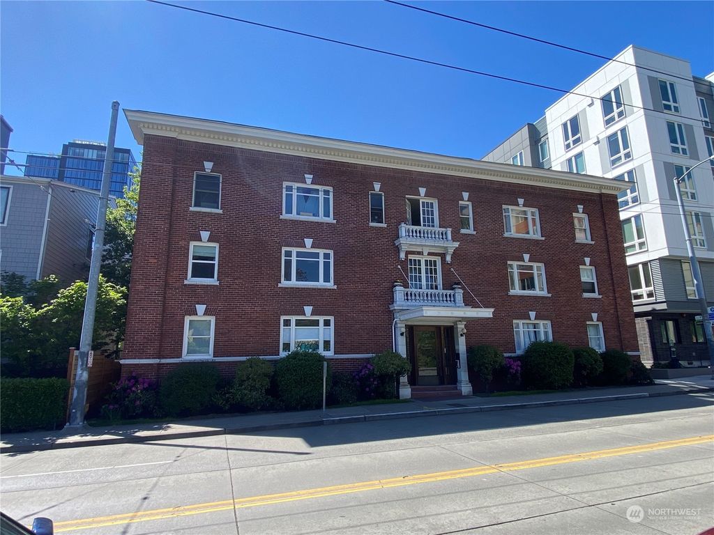 Photo of 4725 15th Avenue NE #26, Seattle, WA 98105 (MLS # 2236515)