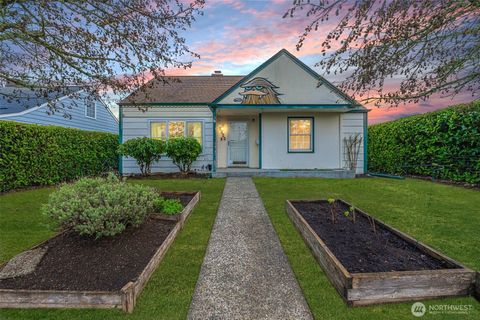 Photo of 3109 N Mullen Street, Tacoma, WA 98407 (MLS # 2470471)