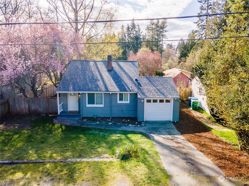 Photo of 16909 12th Place NE, Shoreline, WA 98155 (MLS # 2054313)