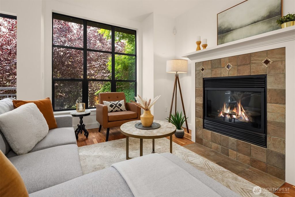 Photo of 3648 Dayton Avenue N #B, Seattle, WA 98103 (MLS # 2395228)