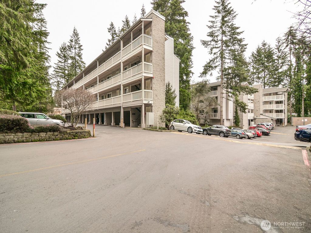 Photo of 14527 NE 40th Street #G204, Bellevue, WA 98007 (MLS # 2425129)