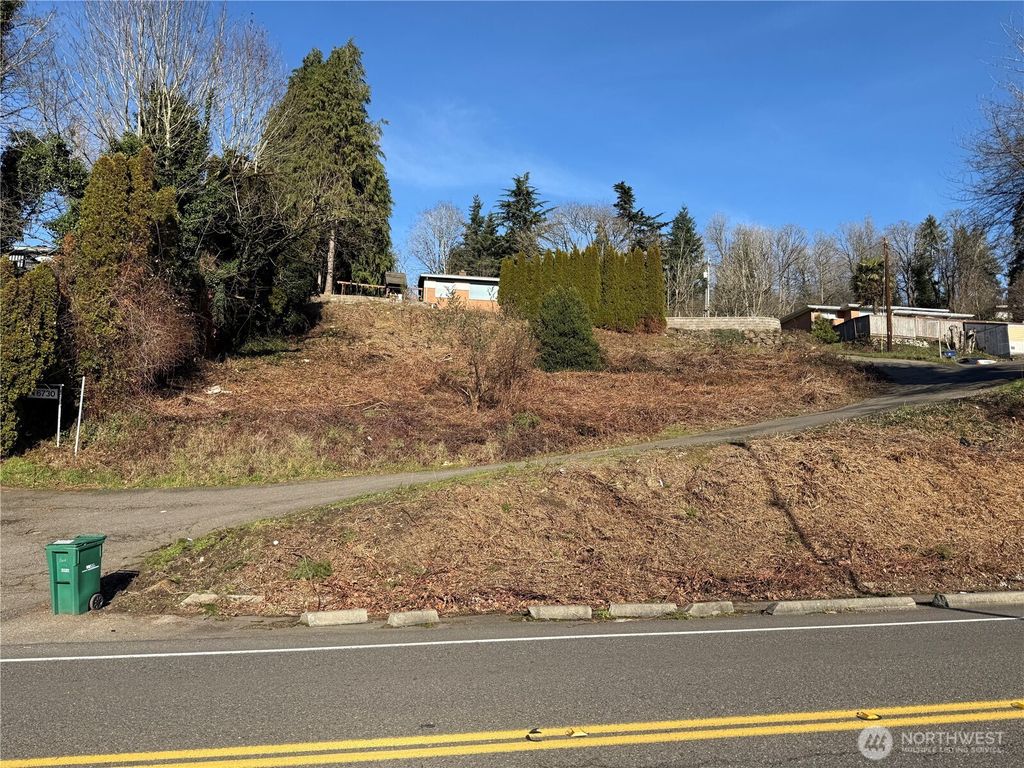 Photo of 6800 S 133rd Street, Seattle, WA 98178 (MLS # 2468739)