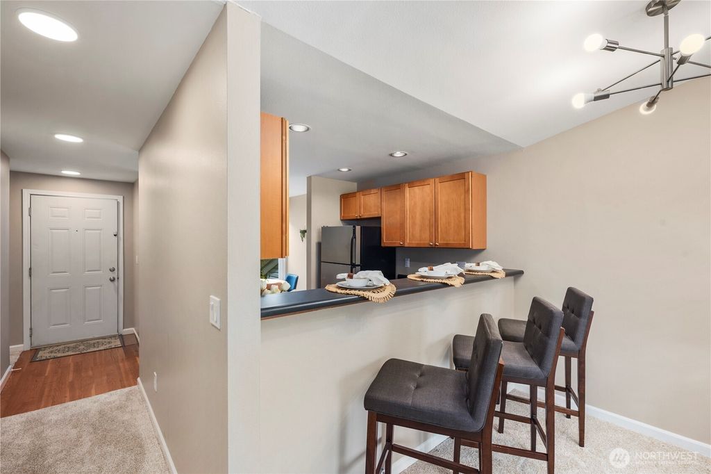 Photo of 26209 116th Avenue SE #B302, Kent, WA 98030 (MLS # 2506538)