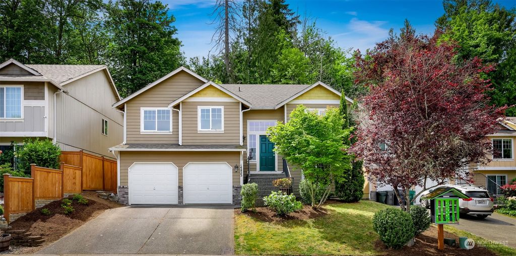 Photo of 14423 SE 188th Way, Renton, WA 98058 (MLS # 2078405)