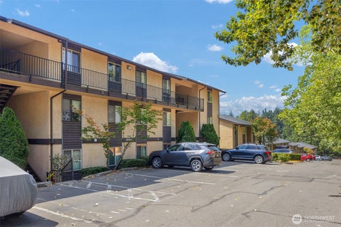 Photo of 12525 NE 145th Place #F107, Kirkland, WA 98034 (MLS # 2573806)