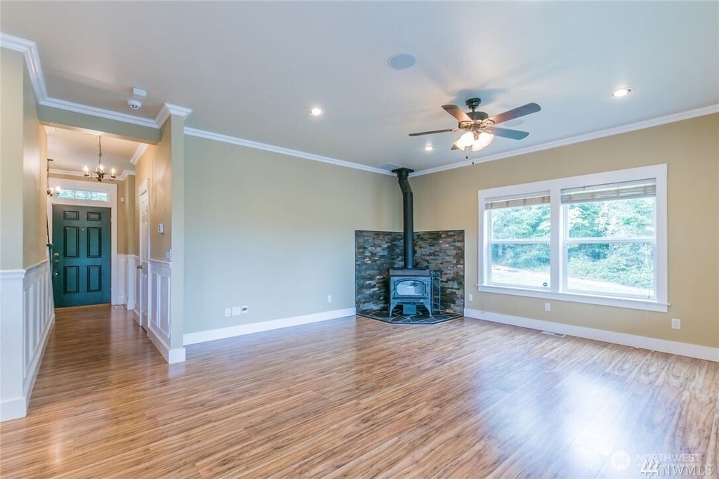 Photo of 16619 249th Street E, Orting, WA 98360 (MLS # 2473532)