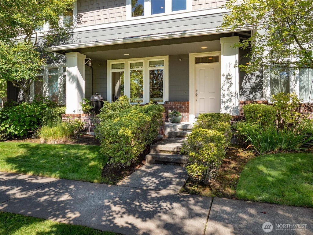 Photo of 1804 10th Avenue NE #1320, Issaquah, WA 98029 (MLS # 2578110)