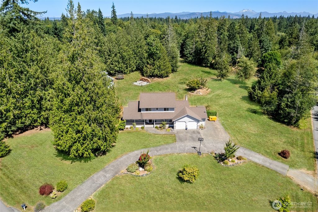 Photo of 11729 81st Avenue NE, Marysville, WA 98271 (MLS # 2414394)