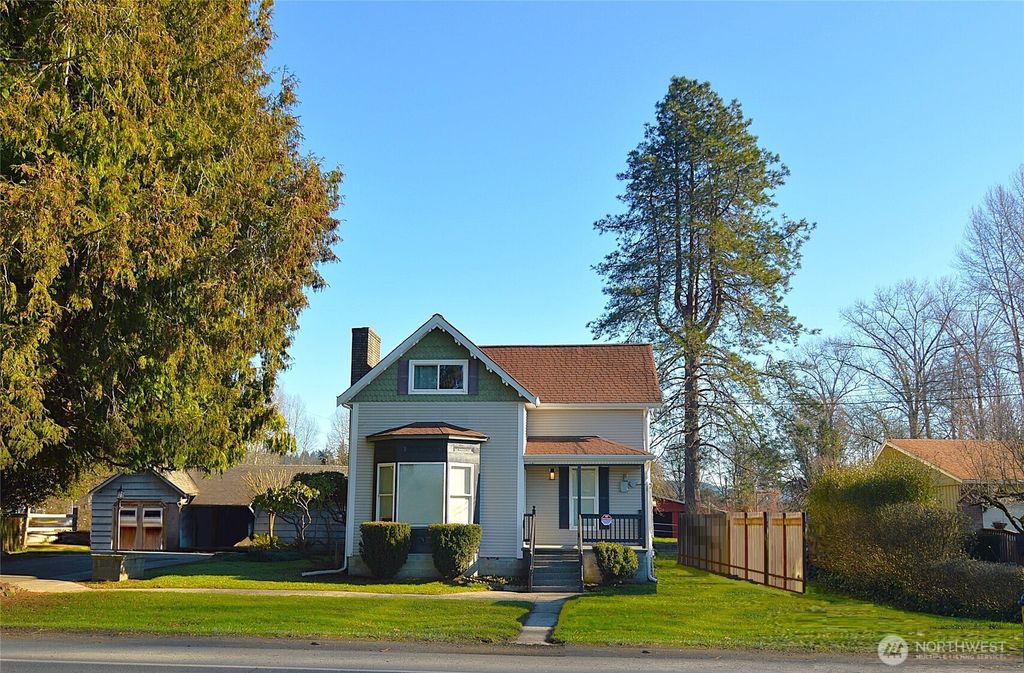 Photo of 1308 N Pearl Street, Centralia, WA 98531 (MLS # 2472104)