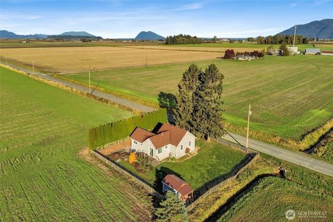 Photo of 14984 Sunset Road, Bow, WA 98232 (MLS # 2443158)