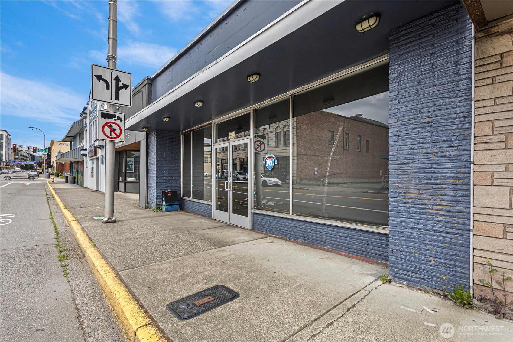 325 E Main Street