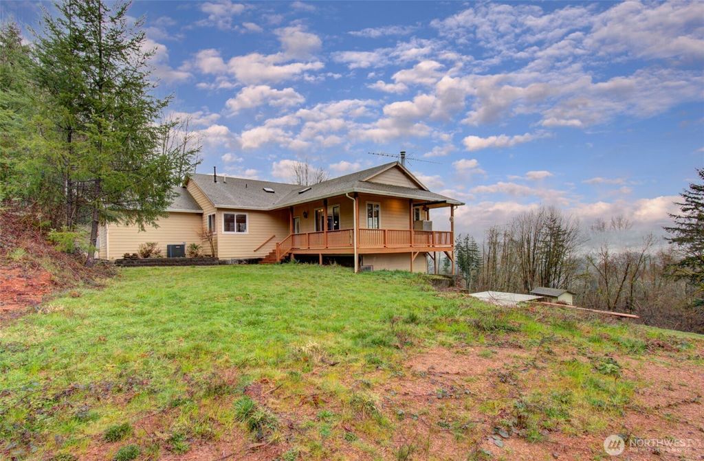 Photo of 498 Bryant Hill Road, Woodland, WA 98674 (MLS # 2488554)