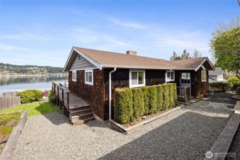 Photo of 209 Bella Bella Drive, Fox Island, WA 98333 (MLS # 2504000)