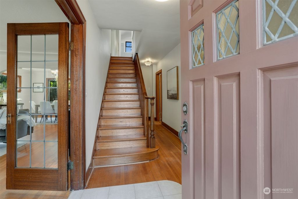 Photo of 2725 45th Avenue SW, Seattle, WA 98116 (MLS # 2278133)