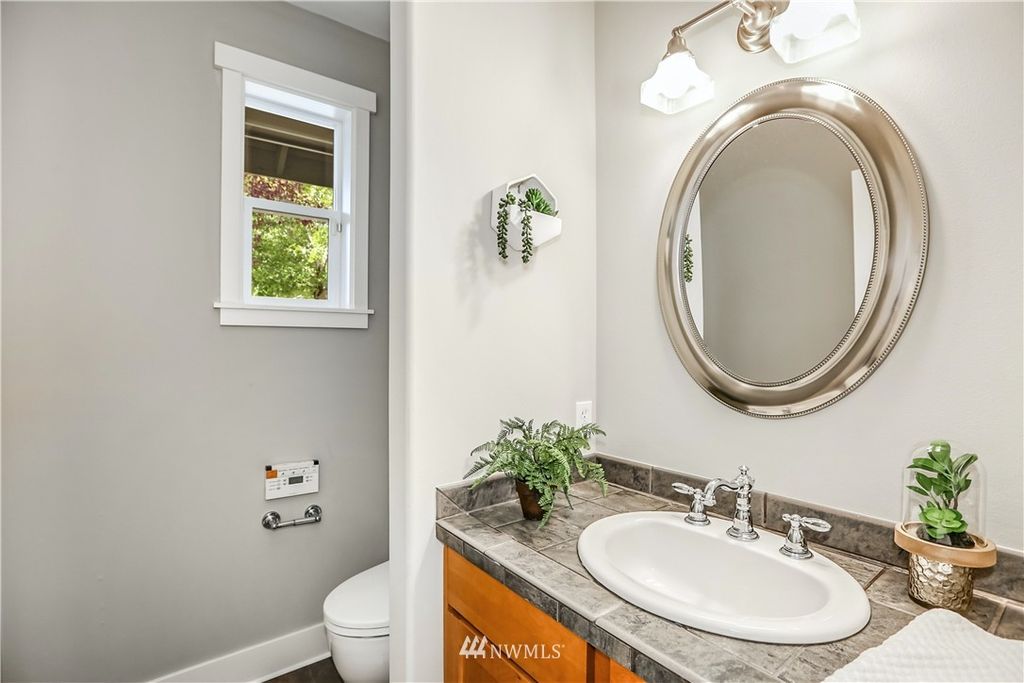 listing image 9367567271985090392