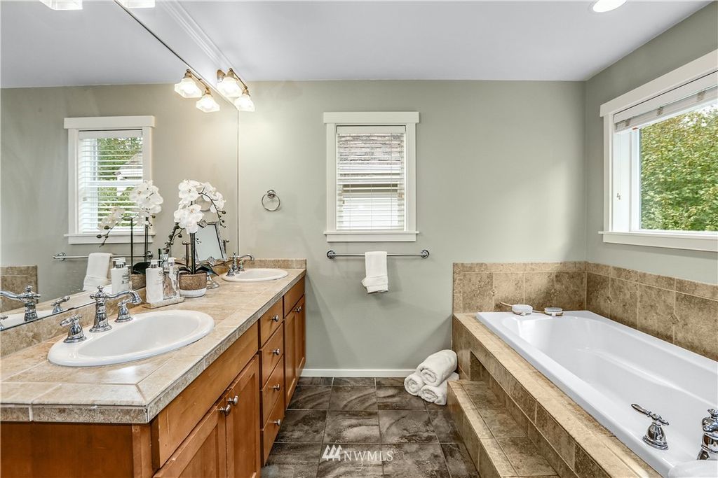 listing image 9363129743711421299