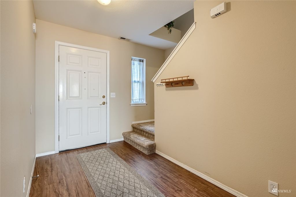 Photo of 11721 56th Avenue SE, Everett, WA 98208 (MLS # 1989268)