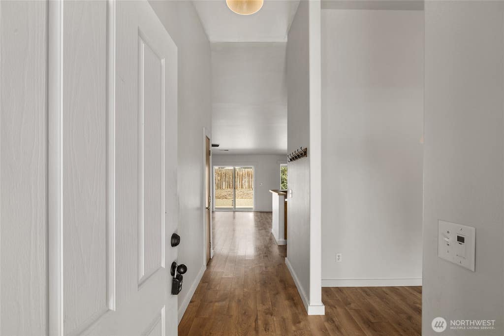 Photo of 311 E Kristen Avenue, Ellensburg, WA 98926 (MLS # 2575137)