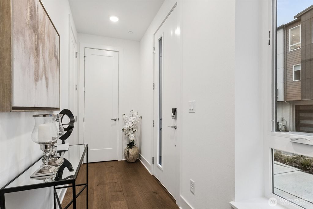 Photo of 12217 137th Place NE #2707, Redmond, WA 98052 (MLS # 2482470)