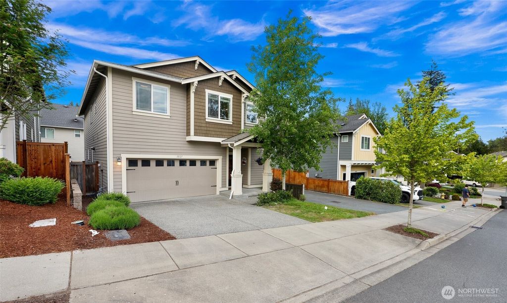 Photo of 10127 15th Place SE, Lake Stevens, WA 98258 (MLS # 2523594)