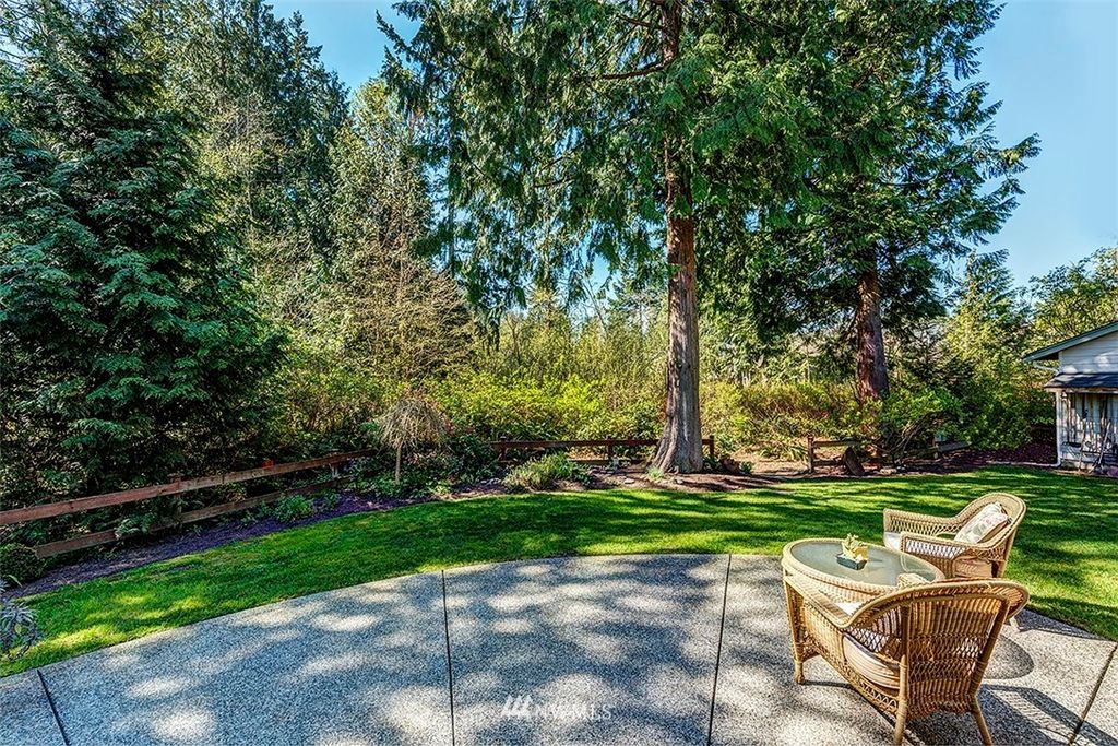 listing image 9363822678427000469