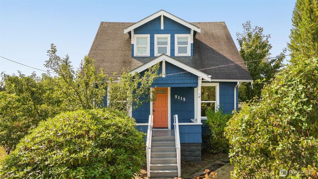 Photo of 5115 S Mayflower Street, Seattle, WA 98118 (MLS # 2425013)