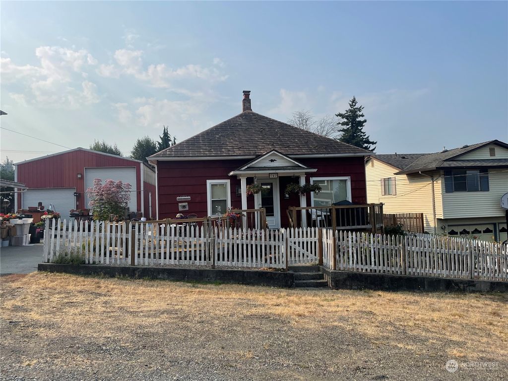Photo of 742 Bell Street, Edmonds, WA 98020 (MLS # 2298474)