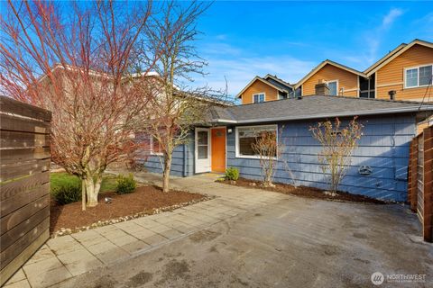 Photo of 14052 Midvale Avenue N, Seattle, WA 98133 (MLS # 2482094)