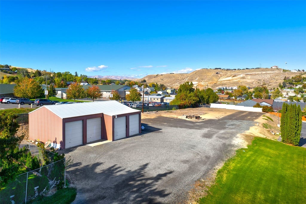 Photo of 0 NKA Fremont Avenue, Yakima, WA 98942 (MLS # 2595814)