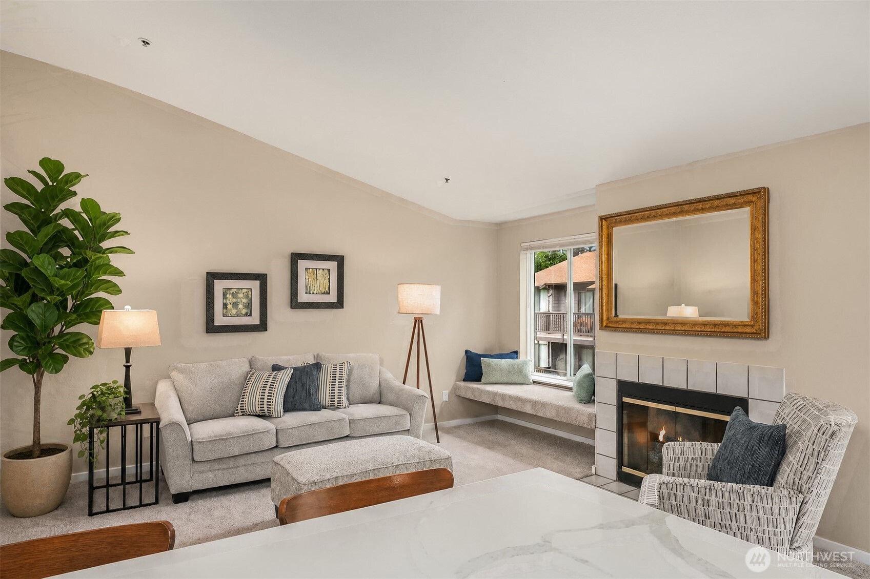 12424 109th Court NE D304