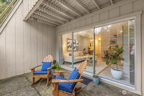 Photo of 4807 180th Street SW #E103, Lynnwood, WA 98037 (MLS # 2493546)