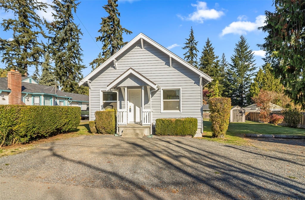 Photo of 2427 Monroe Avenue, Everett, WA 98203 (MLS # 2599937)