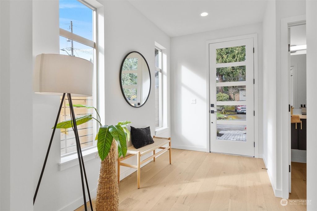 Photo of 14048 Palatine Avenue N, Seattle, WA 98133 (MLS # 2210576)