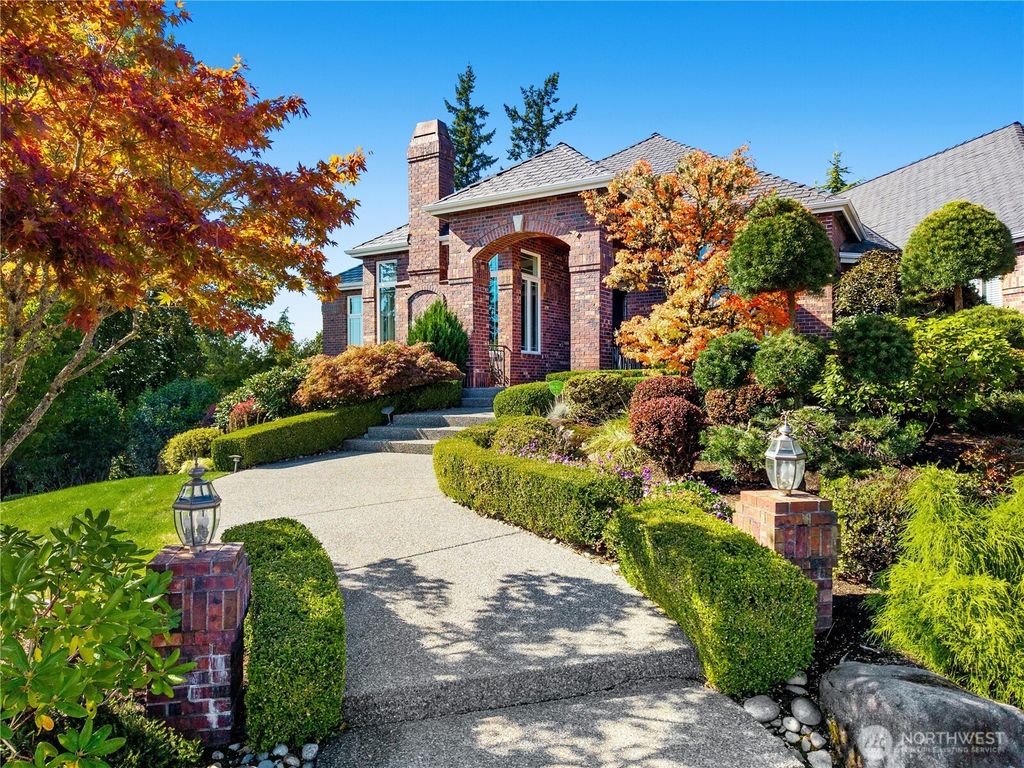 Photo of 6105 155th Avenue SE, Bellevue, WA 98006 (MLS # 2435554)