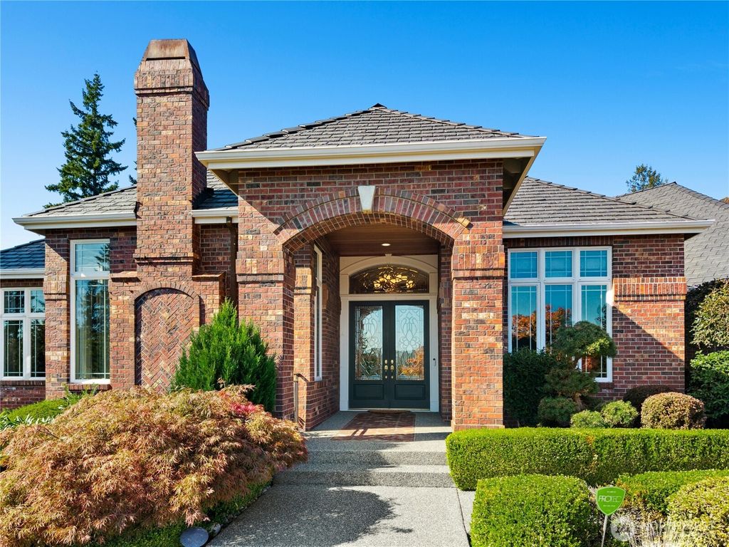 Photo of 6105 155th Avenue SE, Bellevue, WA 98006 (MLS # 2435554)